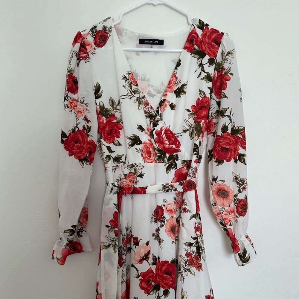 SUGAR LIPS Maxi dress white with red florals long sleeve Size S